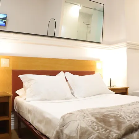 ゲストハウス Midis - Local