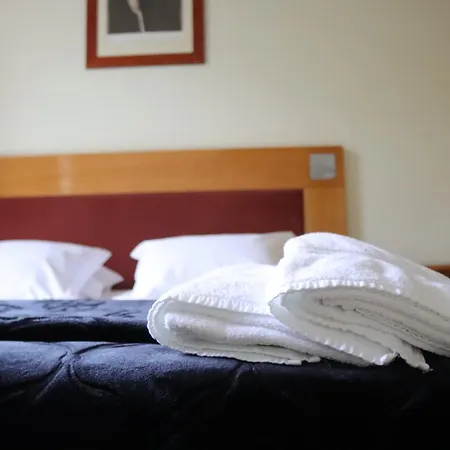 Midis - Local Πανσιόν Lisboa