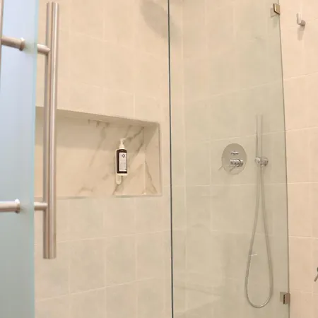 Midis - Local Πανσιόν Lisboa