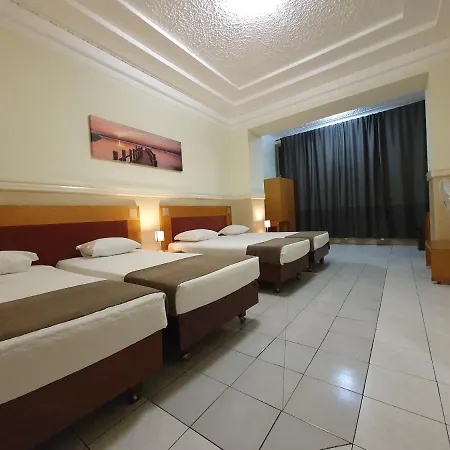 Πανσιόν Midis - Local 2*