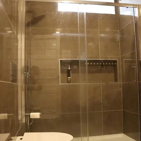 Pensjonat Midis - Local