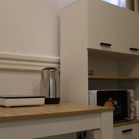 בית הארחה Midis - Local ליסבון