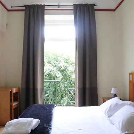 Midis - Local Pensjonat 2*