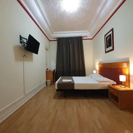 Midis - Local ליסבון